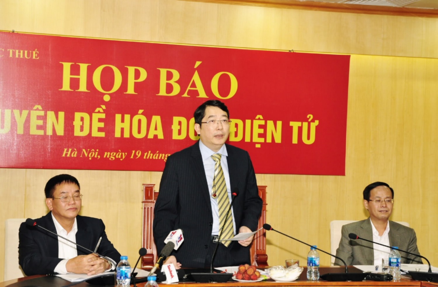 Chuyển đổi từ hóa đơn giấy sang hóa đơn điện tử 