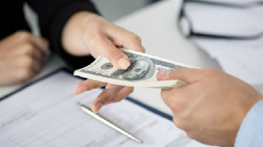 Nhận tiền đặt có phải lâp hóa đơn không 